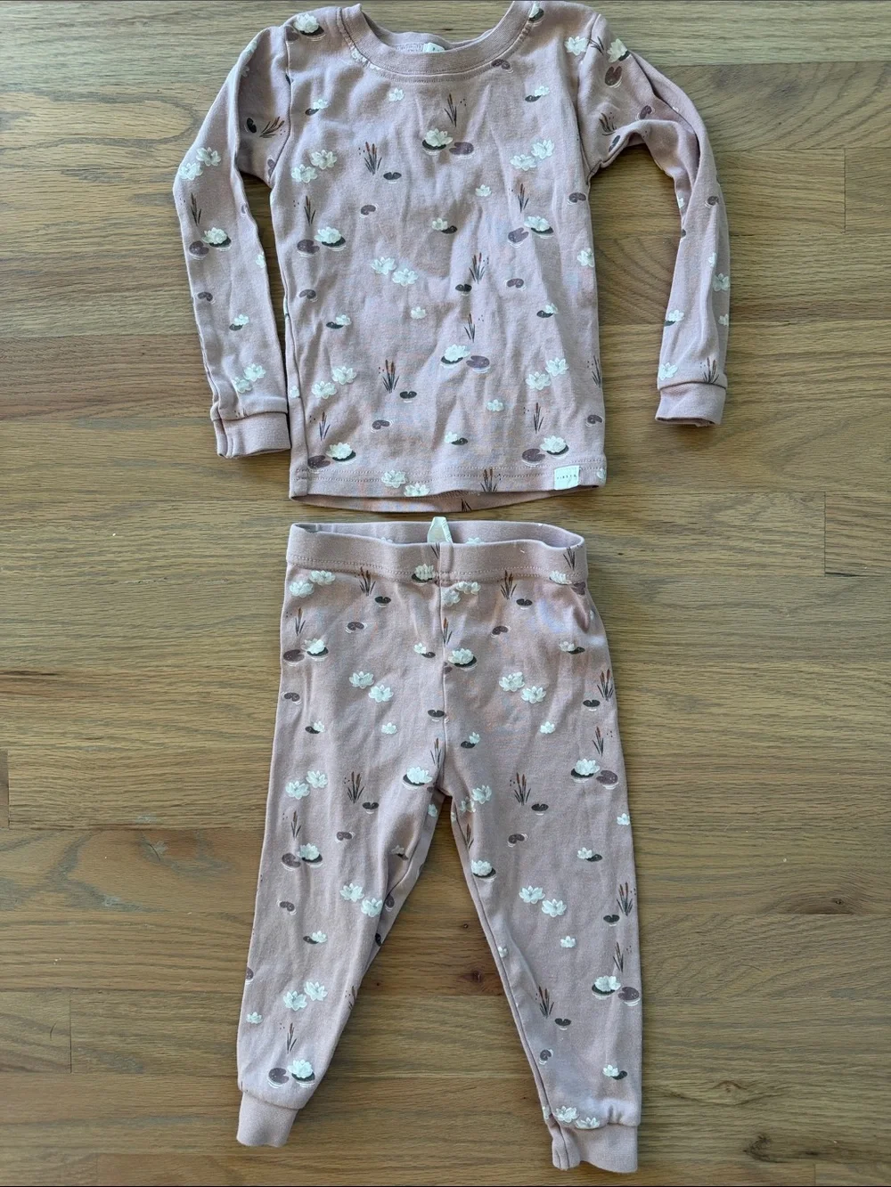 Petit Lem Dusty Pink Floral Two-Piece Pajama Set